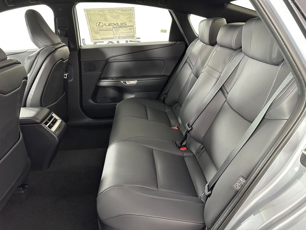 2026 Lexus ES Hybrid 350h Premium AWD - Photo 17