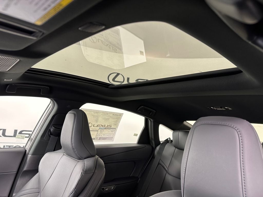 2026 Lexus ES Hybrid 350h Premium AWD - Photo 4