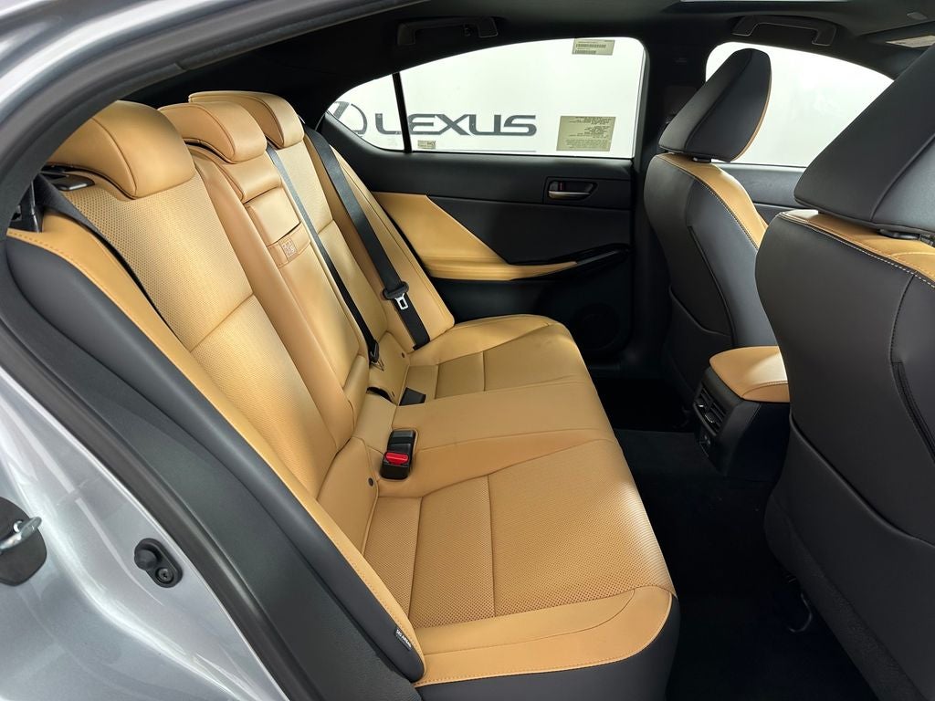 2026 Lexus IS 350 F SPORT DESIGN - Photo 18