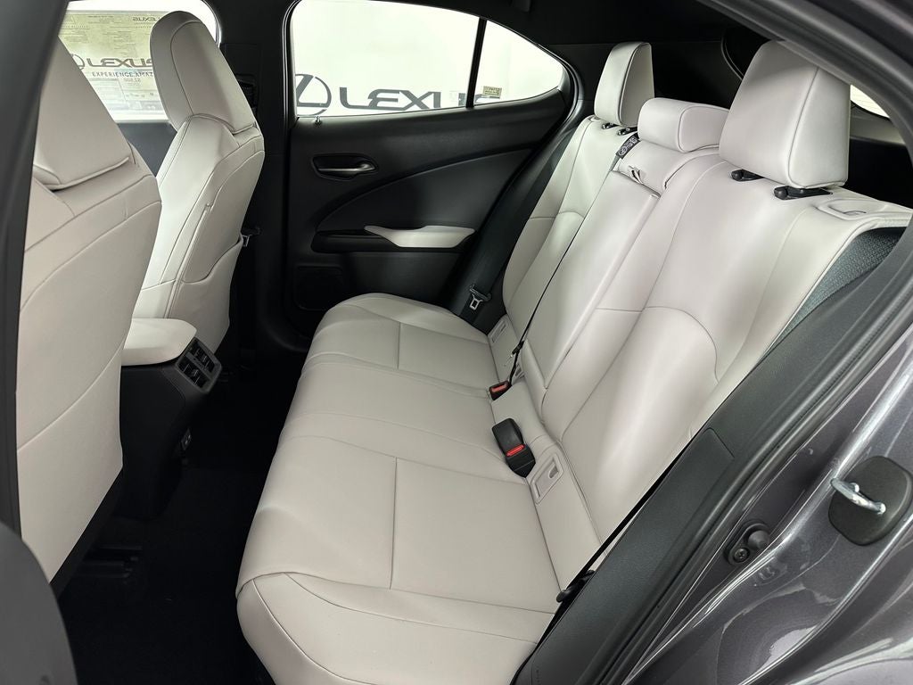 2026 Lexus UX HYBRID UX 300h PREMIUM AWD