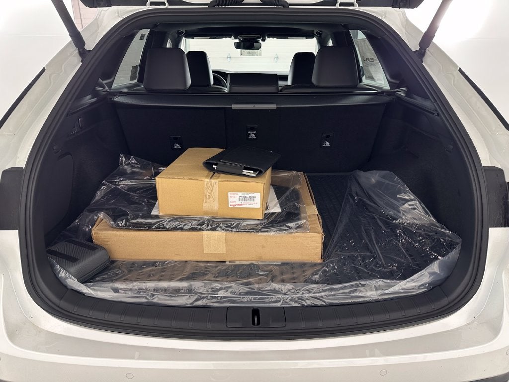 2026 Lexus RX 450h+ Premium - Photo 41