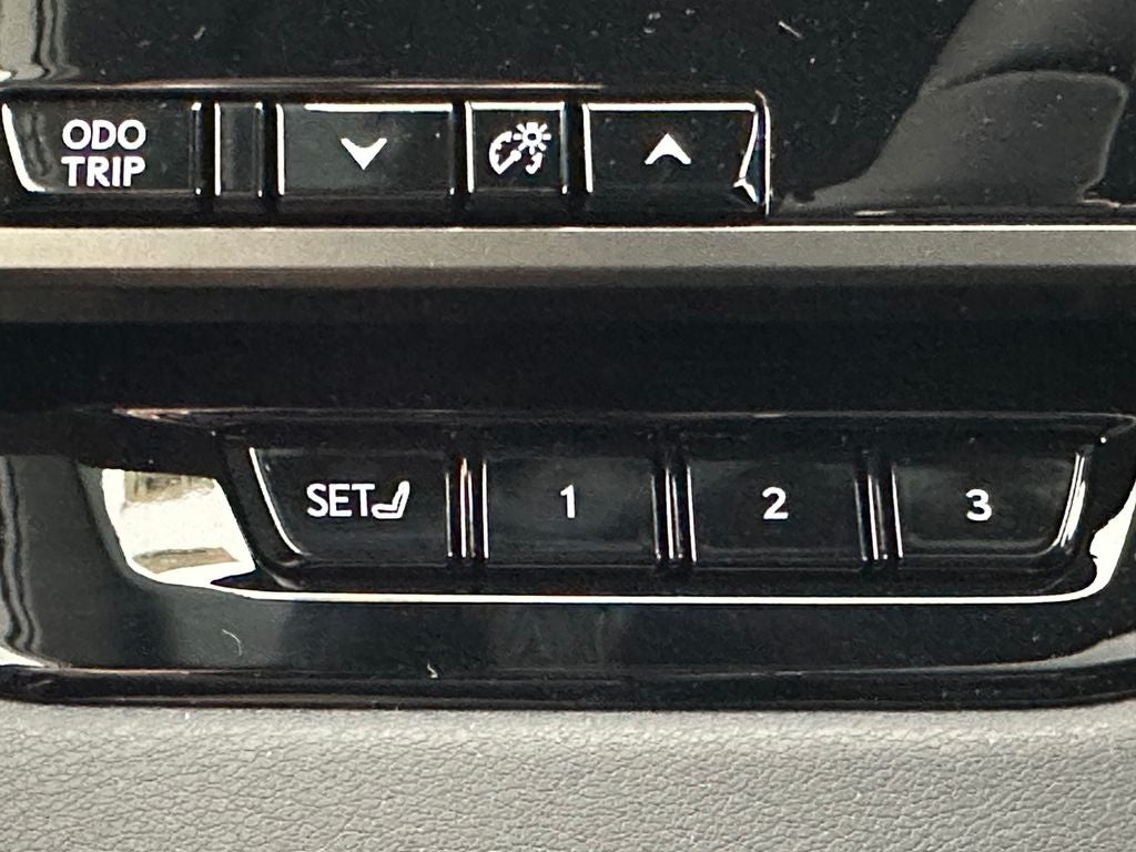2026 Lexus RX 450h+ Luxury - Photo 39