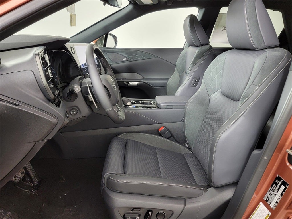 2026 Lexus RX PLUG-IN HYBRID ELECTRIC VEHICLE RX 450h+ LUXURY AWD