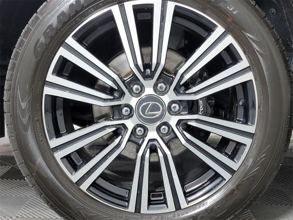 2025 Lexus LX 600 LUXURY