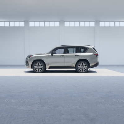 2025 Lexus LX 600 LUXURY