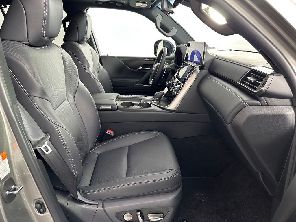 2026 Lexus LX HYBRID LX 700h LUXURY