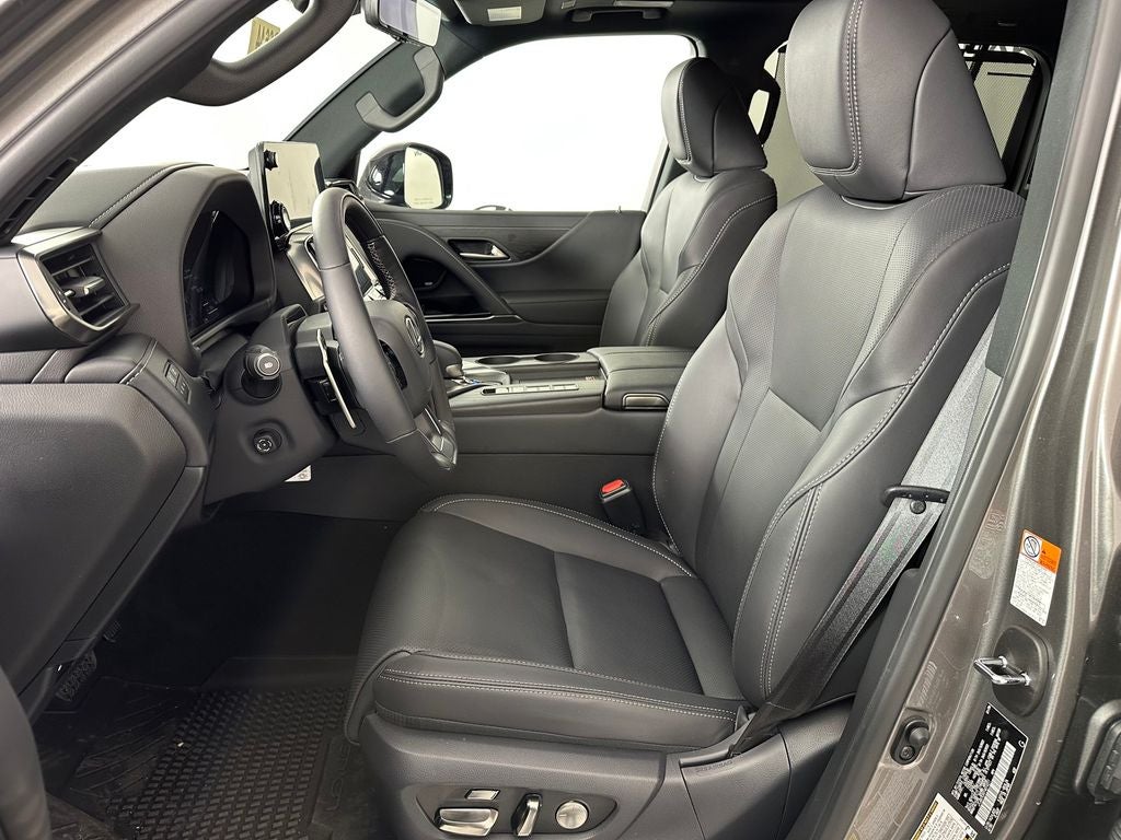 2026 Lexus LX HYBRID LX 700h LUXURY