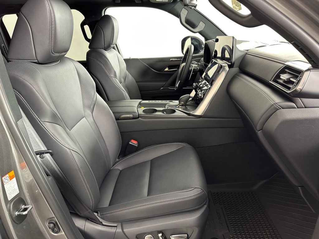2026 Lexus LX HYBRID LX 700h LUXURY