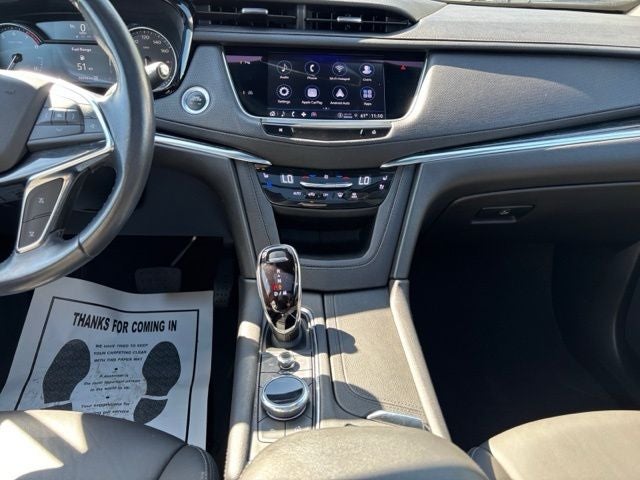 2022 Cadillac XT5 Premium Luxury