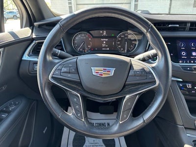 2022 Cadillac XT5 Premium Luxury
