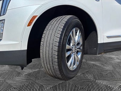 2022 Cadillac XT5 Premium Luxury