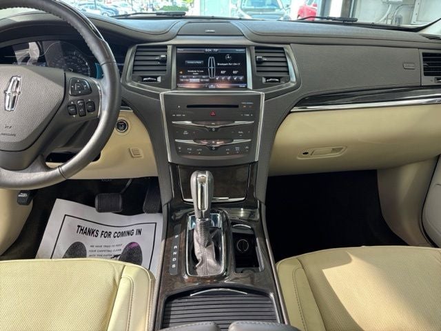2015 Lincoln MKS Base