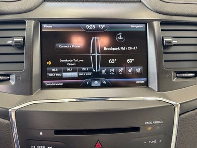 2015 Lincoln MKS Base