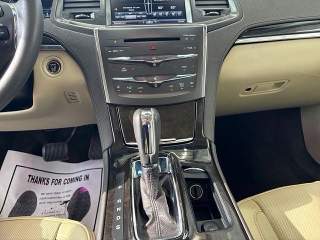 2015 Lincoln MKS Base