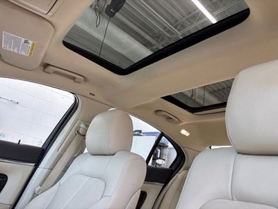 2015 Lincoln MKS Base