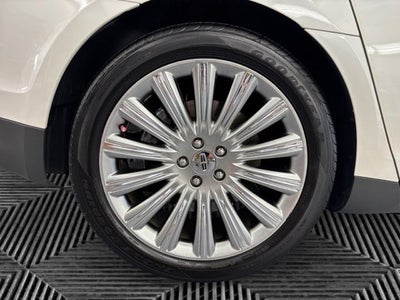 2015 Lincoln MKS Base