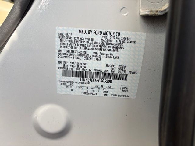 2015 Lincoln MKS Base