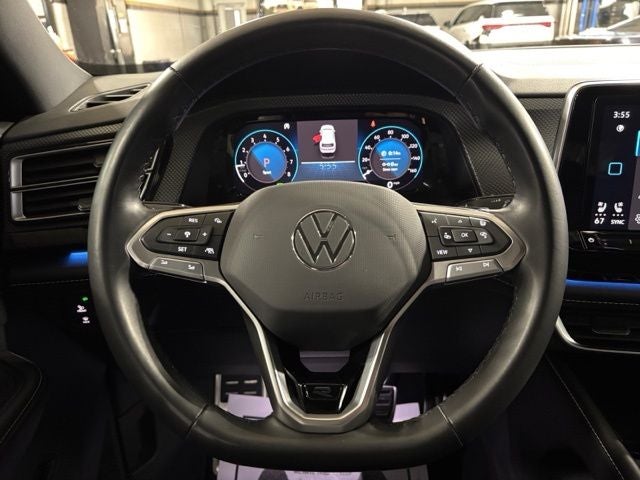 2024 Volkswagen Atlas Cross Sport 2.0T SEL R-Line