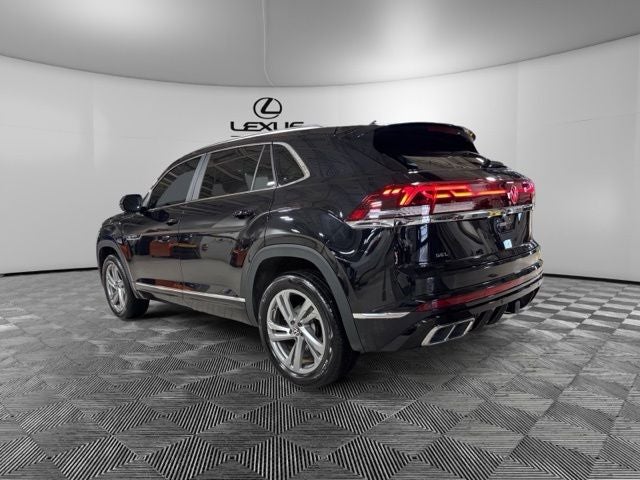 2024 Volkswagen Atlas Cross Sport 2.0T SEL R-Line