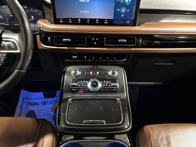 2022 Lincoln Nautilus Reserve