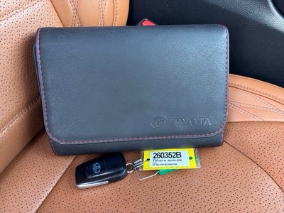 2019 Toyota Avalon Hybrid Limited