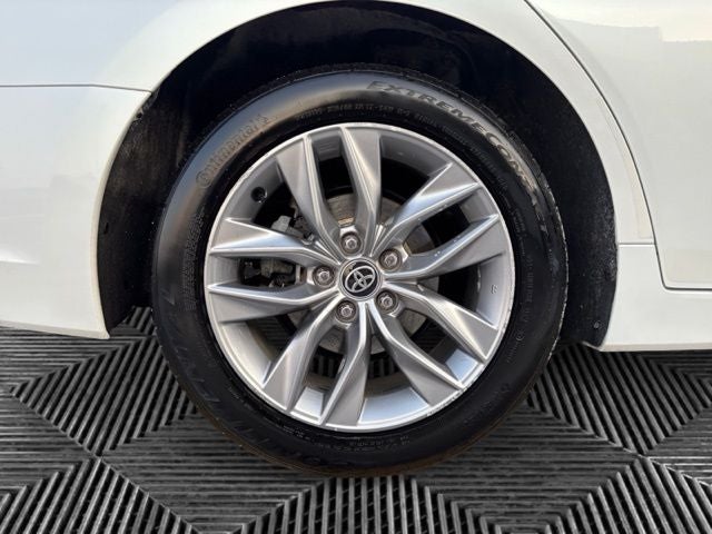 2022 Toyota Avalon XLE