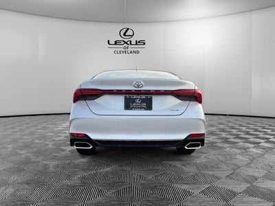 2022 Toyota Avalon XLE