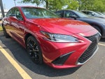 2025 Lexus ES 300h F SPORT Design