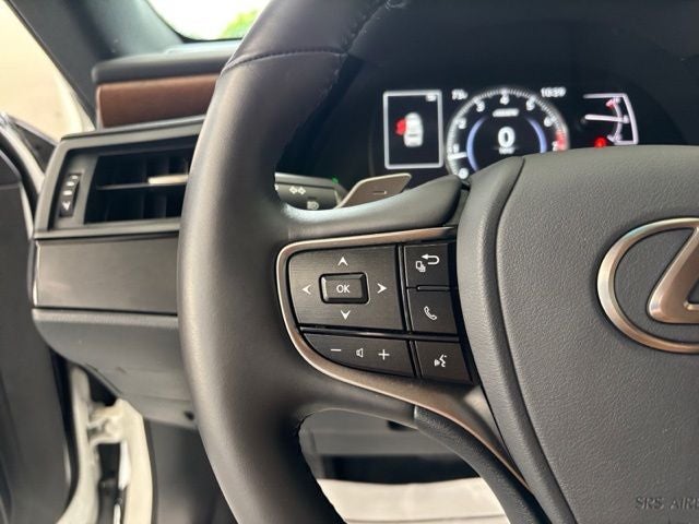 2025 Lexus ES 350