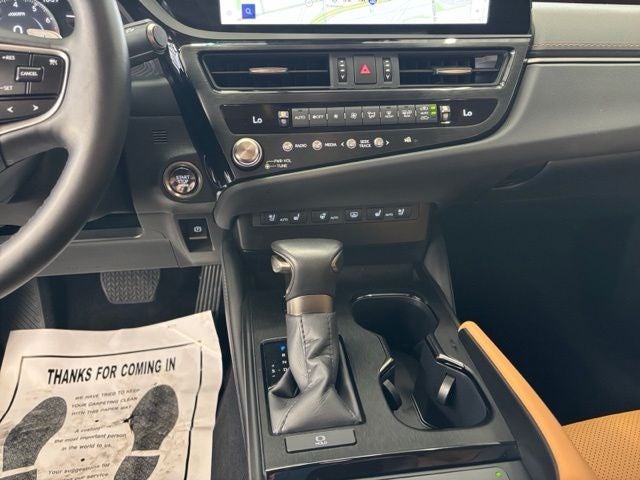 2025 Lexus ES 350