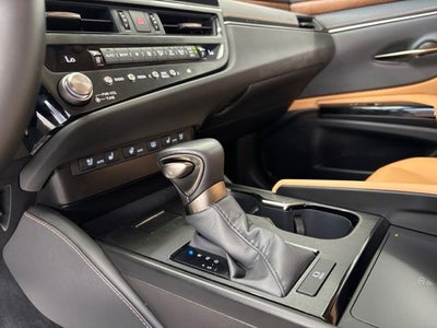 2025 Lexus ES 350