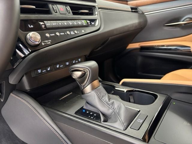 2025 Lexus ES 350