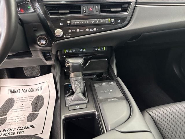 2022 Lexus ES 350