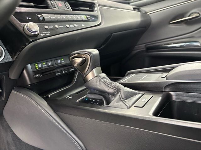 2022 Lexus ES 350