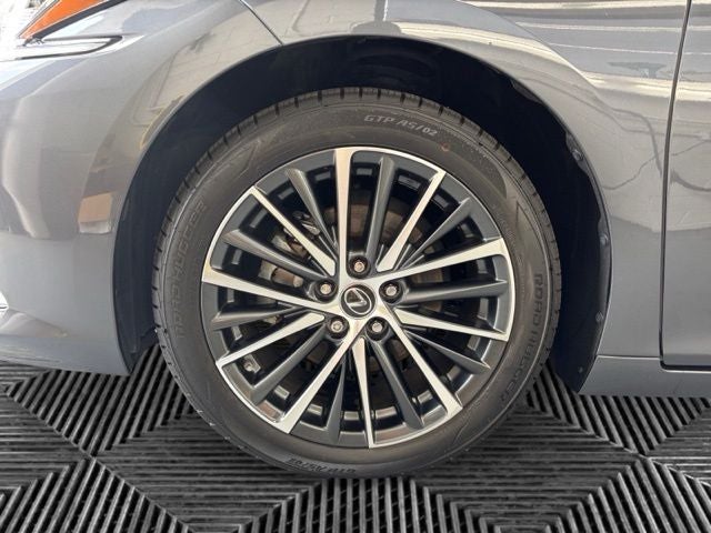 2025 Lexus ES 350
