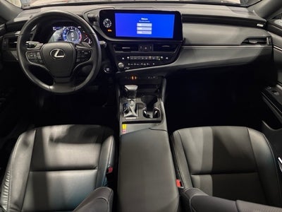 2025 Lexus ES 350