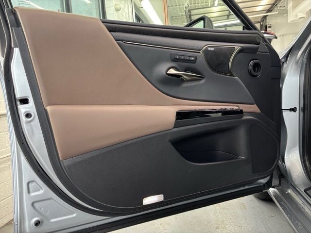 2024 Lexus ES 350 Ultra Luxury
