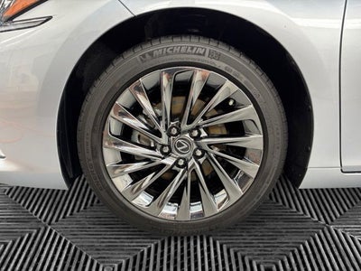 2024 Lexus ES 350 Ultra Luxury