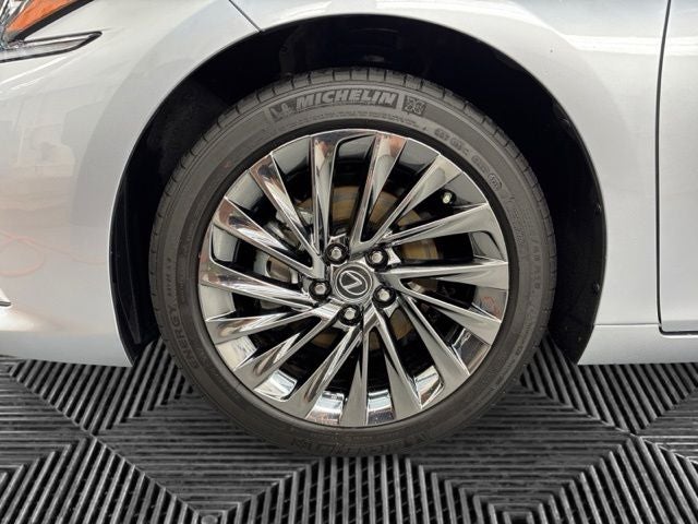 2024 Lexus ES 350 Ultra Luxury