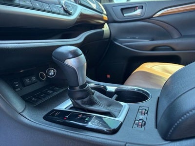 2017 Toyota Highlander Limited