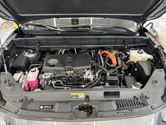 2021 Toyota Highlander Hybrid Platinum