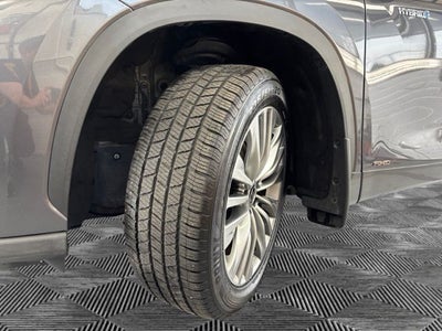 2021 Toyota Highlander Hybrid Platinum