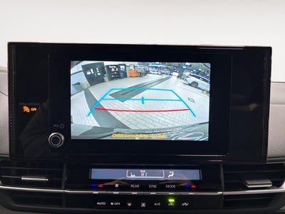 2025 Toyota Sienna LE 8 Passenger