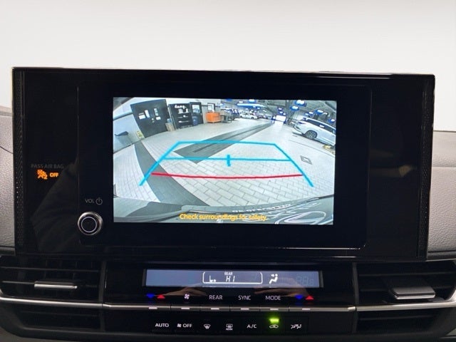 2025 Toyota Sienna LE 8 Passenger