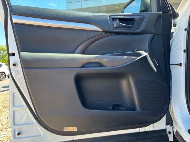 2018 Toyota Highlander LE