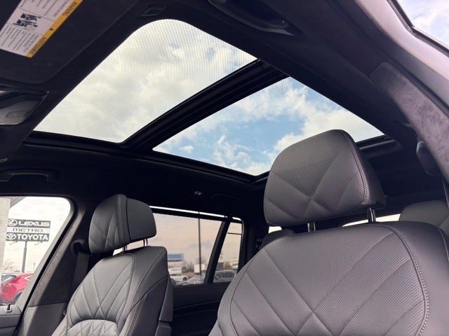 2024 BMW X7 xDrive40i