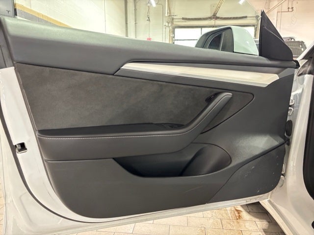 2022 Tesla Model 3 Base