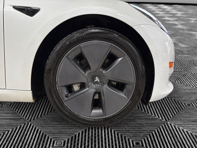 2022 Tesla Model 3 Base
