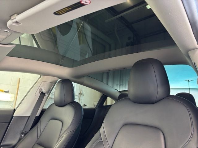 2022 Tesla Model 3 Base