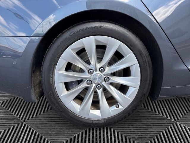 2018 Tesla Model S 75D